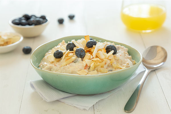 Bircher Muesli (Overnight Oats)